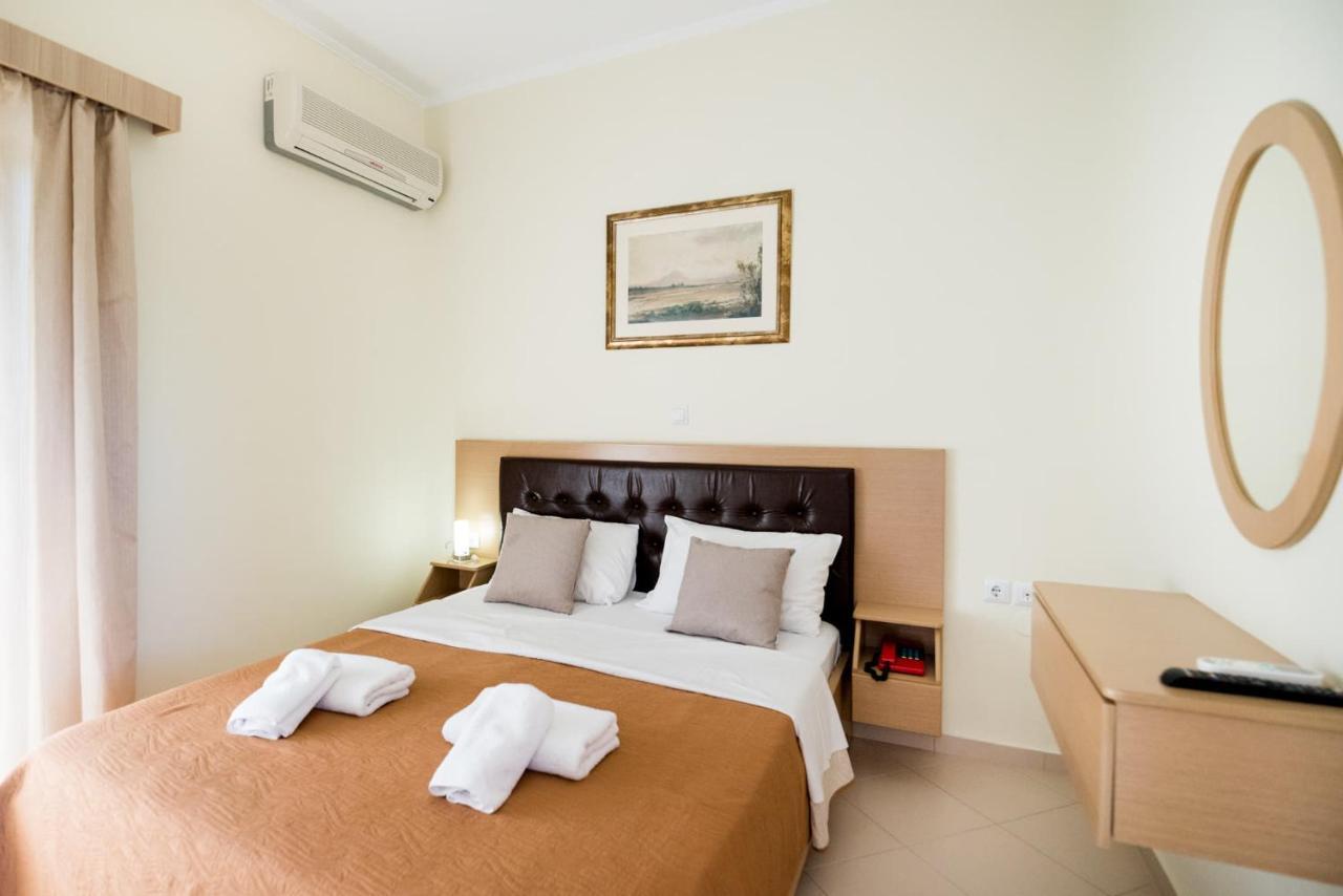 Katerina Hotel Kanali  Luaran gambar