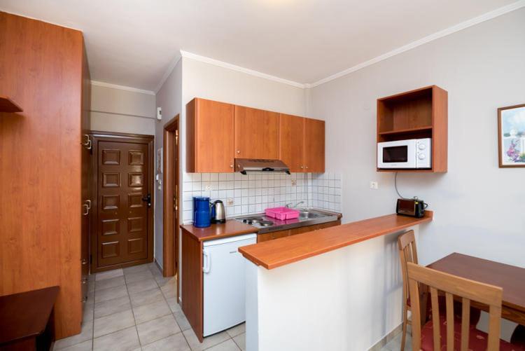 Katerina Hotel Kanali  Luaran gambar