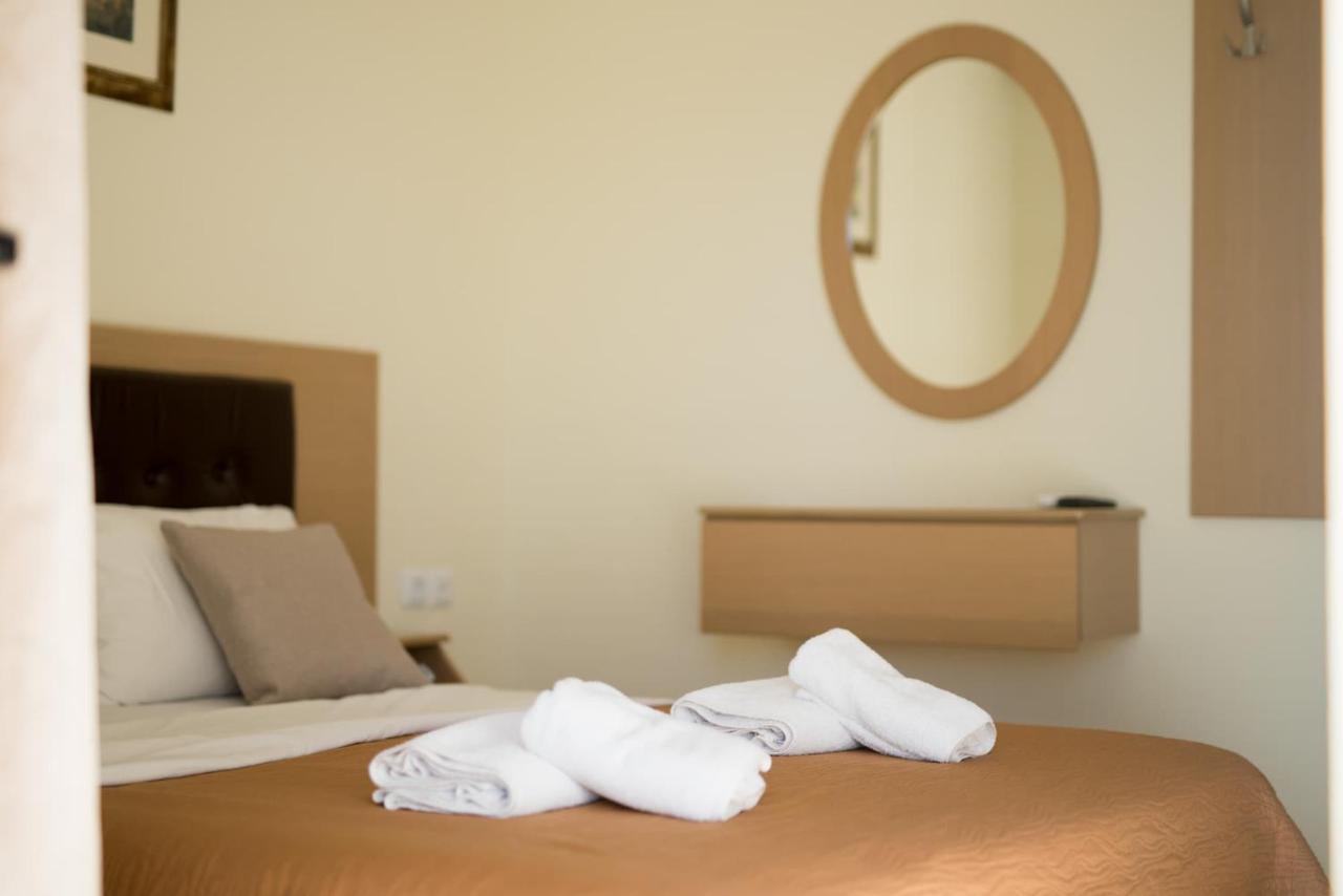 Katerina Hotel Kanali  Luaran gambar