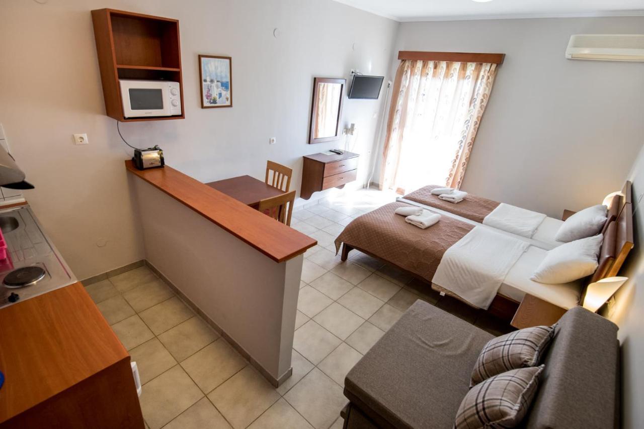 Katerina Hotel Kanali  Luaran gambar