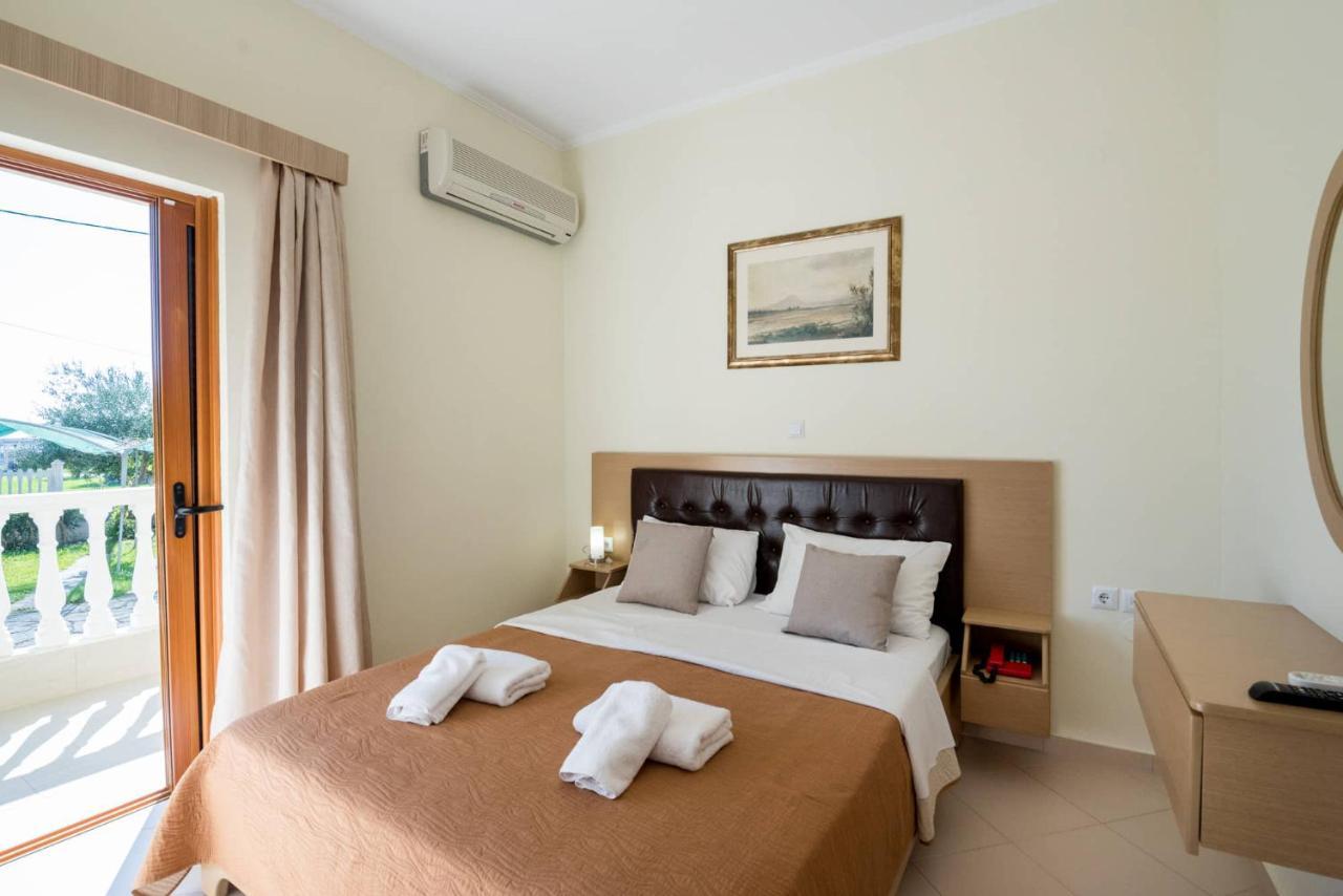 Katerina Hotel Kanali  Luaran gambar
