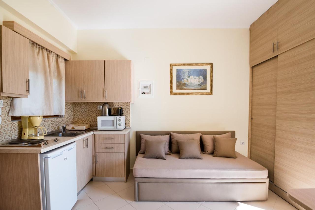 Katerina Hotel Kanali  Luaran gambar