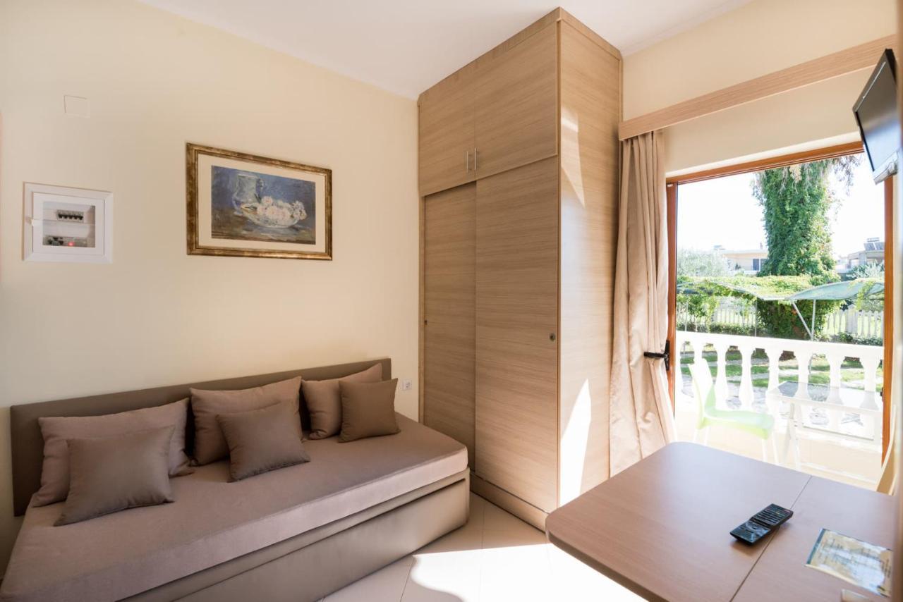 Katerina Hotel Kanali  Luaran gambar