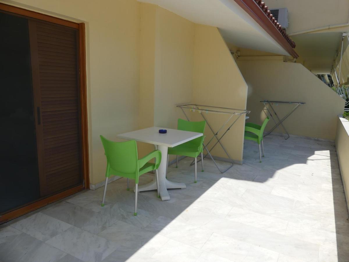 Katerina Hotel Kanali  Luaran gambar